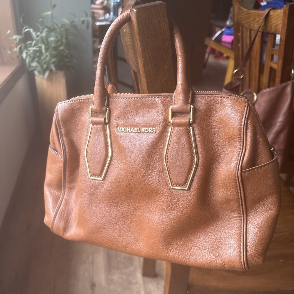 Michael Kors Brown Pebbled Leather Tote Shoulder Bag Zip Pocket Handbag